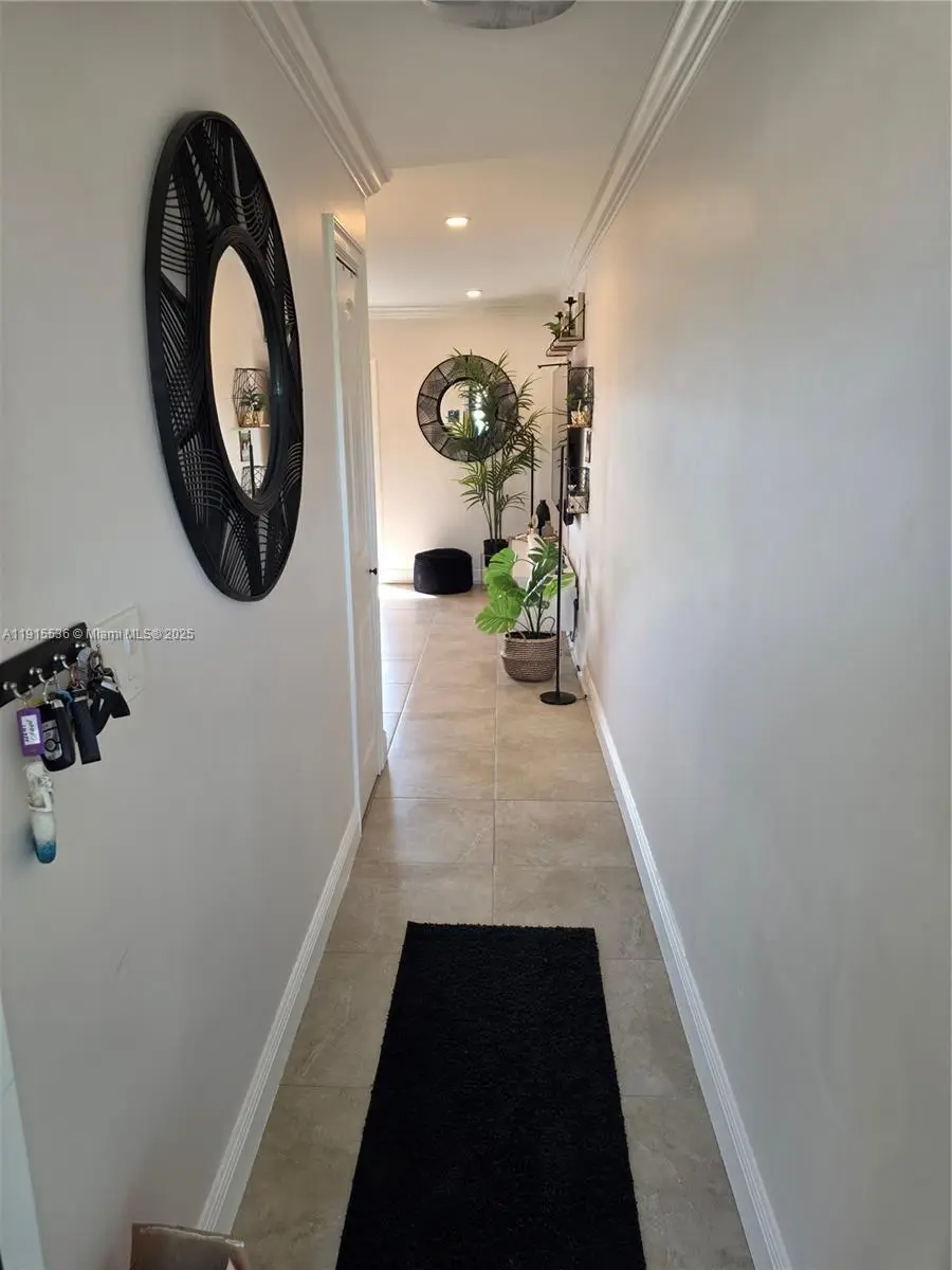 10110 SW 20th St, Miami, FL 33165 - Image #2