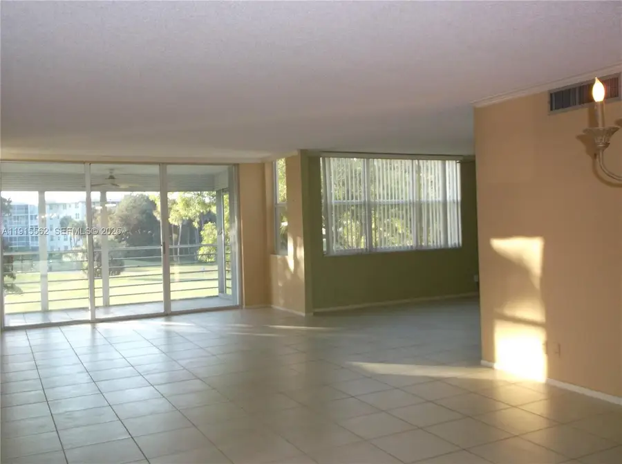 805 Cypress Blvd #309, Pompano Beach, FL 33069 - Image #2
