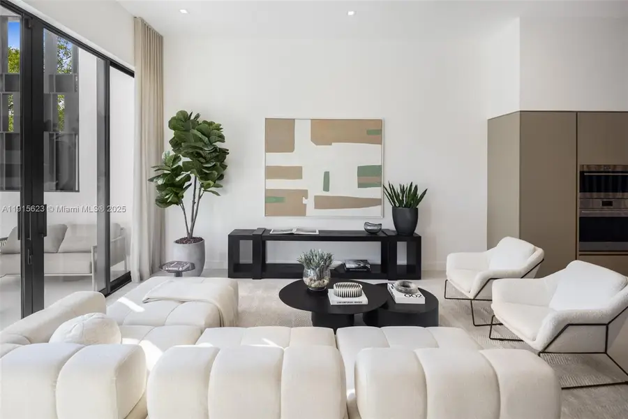 94 SW 28th Rd #3, Miami, FL 33129 - Image #3