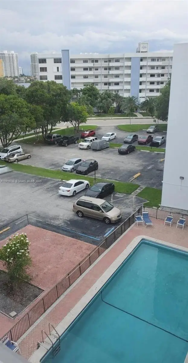 250 180th Dr #510, Sunny Isles Beach, FL 33160 - #3