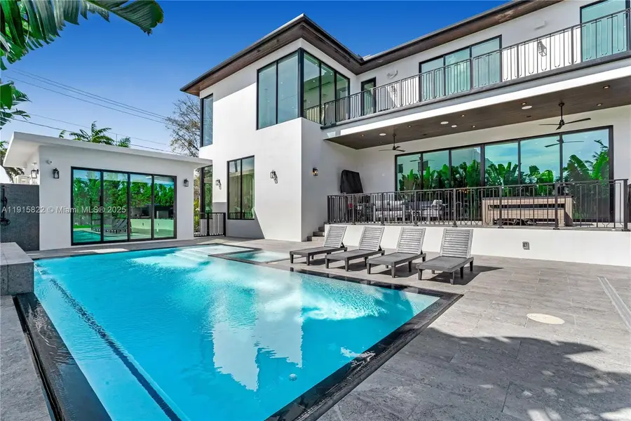 9045 Hawthorne Ave, Surfside, FL 33154 - Image #2