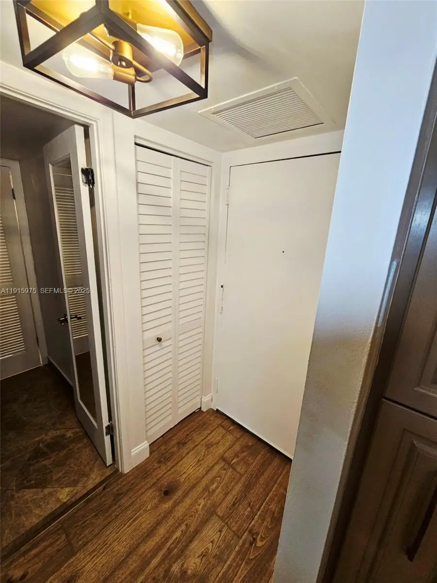 1800 N Andrews Ave #2H, Fort Lauderdale, FL 33311 - Image #3