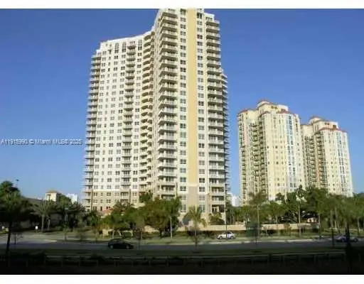 19501 W Country Club Dr #PH-06, Aventura, FL 33180 - Image #3