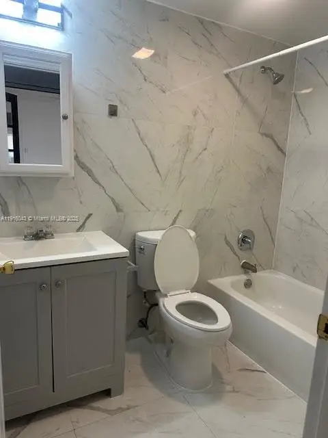 6861 SW 28th St, Miramar, FL 33023 - Image #3