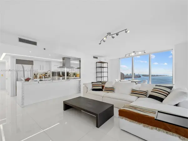 495 Brickell Ave #3801, Miami, FL 33131