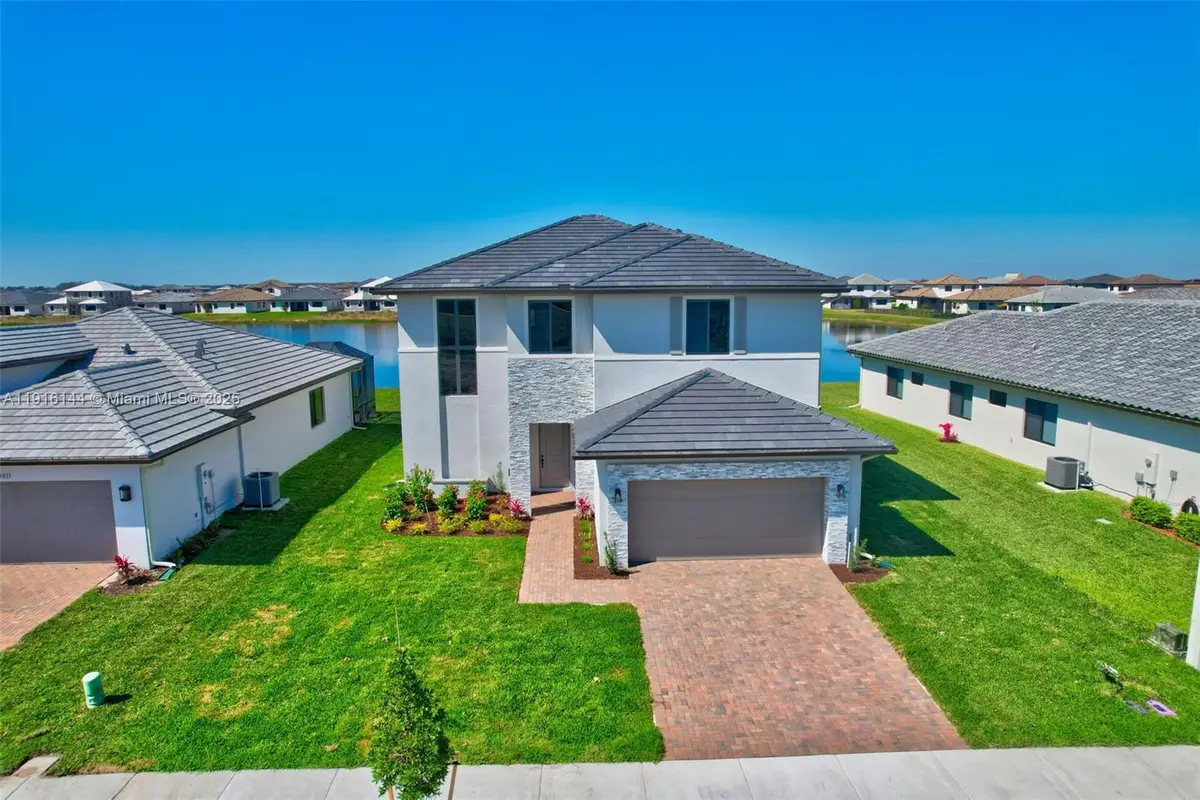 5007 Ofanto Ln, Avenue Maria, FL 34142 - Image #1