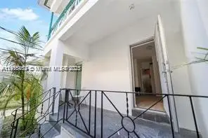 820 15th St #104, Miami Beach, FL 33139 - Image #3