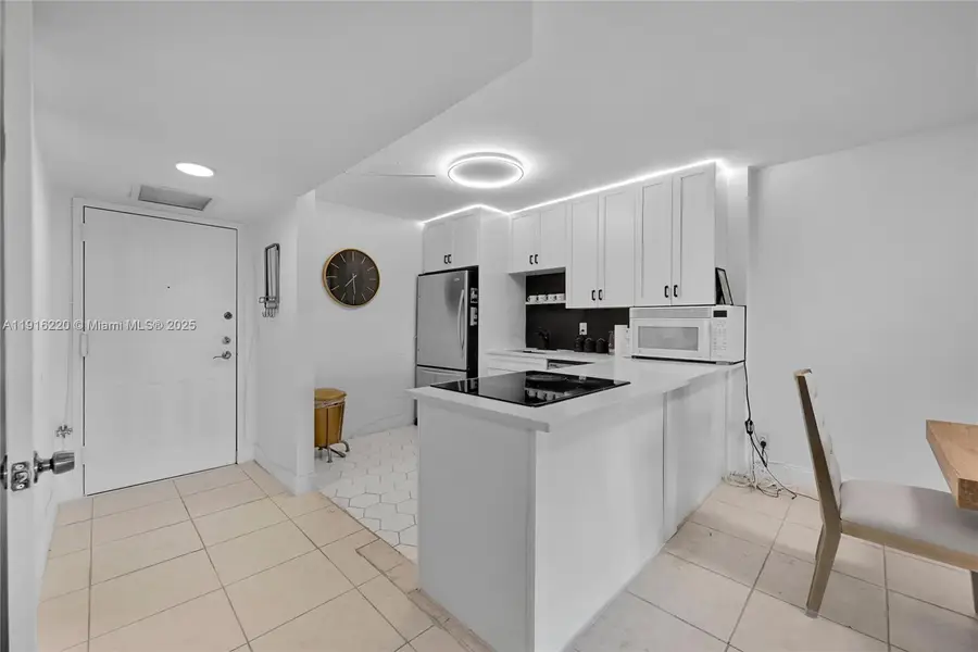 400 Leslie Dr #605, Hallandale Beach, FL 33009 - Image #3