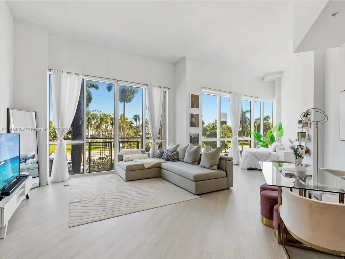 253 NE 2nd St #229, Miami, FL 33132 - Image #1