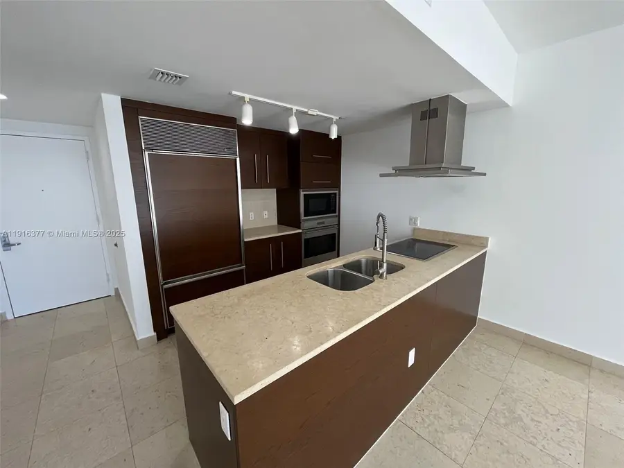 495 Brickell Ave #1207, Miami, FL 33131 - Image #3