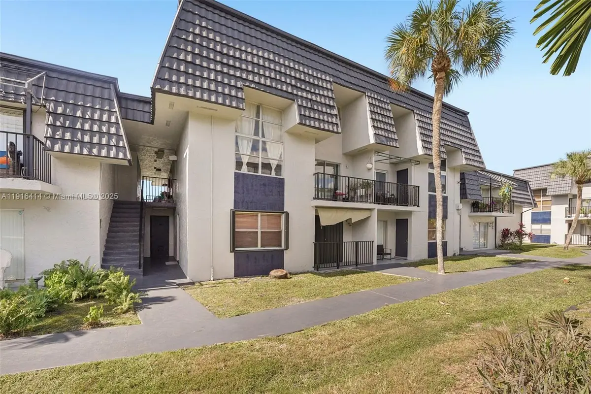 8001 W 6th Ave #M, Hialeah, FL 33014 - Image #1