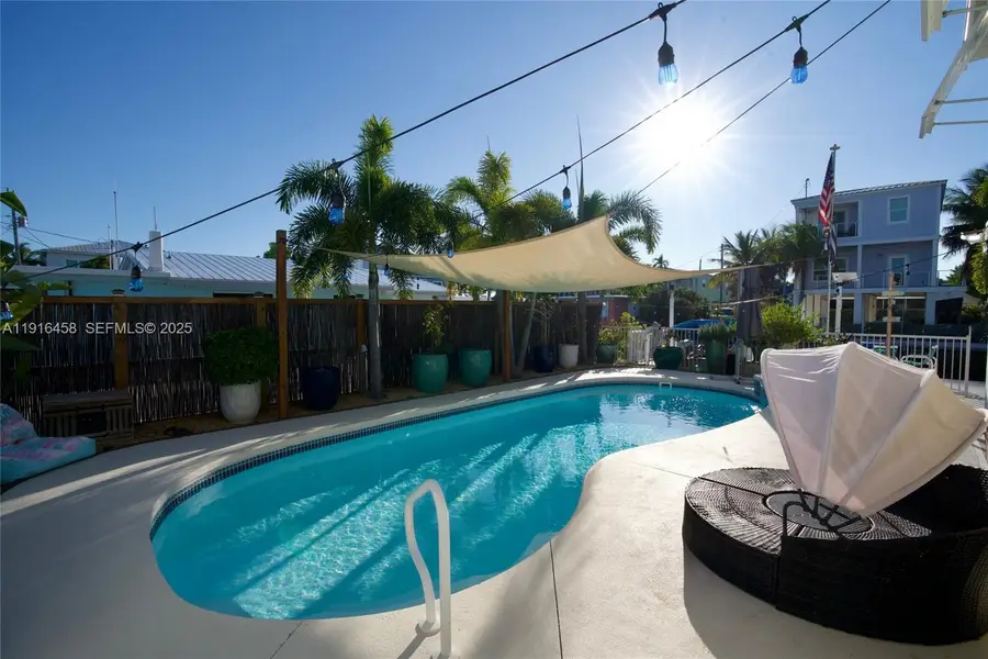 11563 4th Avenue Ocean, Marathon, FL 33050 - Image #2