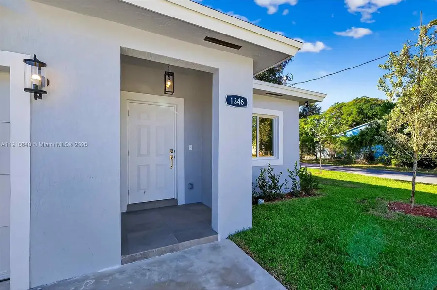 1346 NW 44th St, Miami, FL 33142 - Image #2