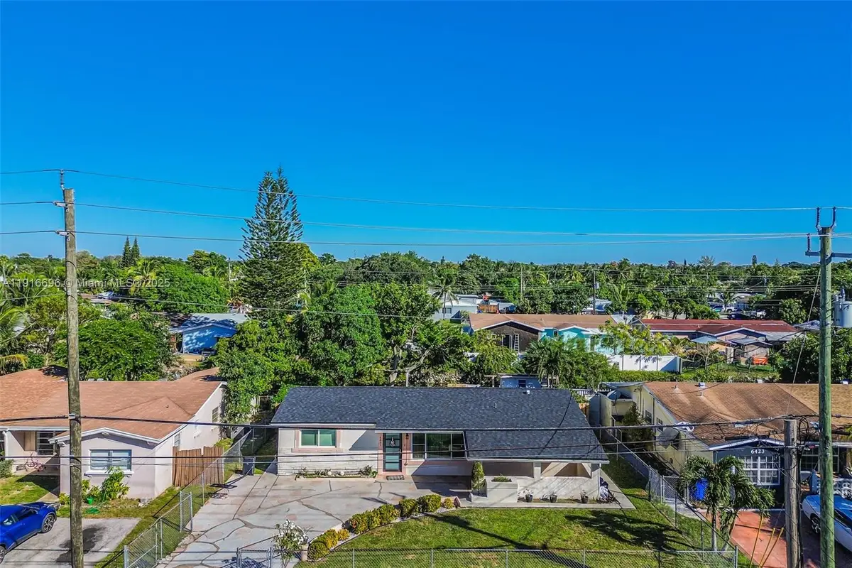 6431 SW 19th St, North Lauderdale, FL 33068 - Image #1