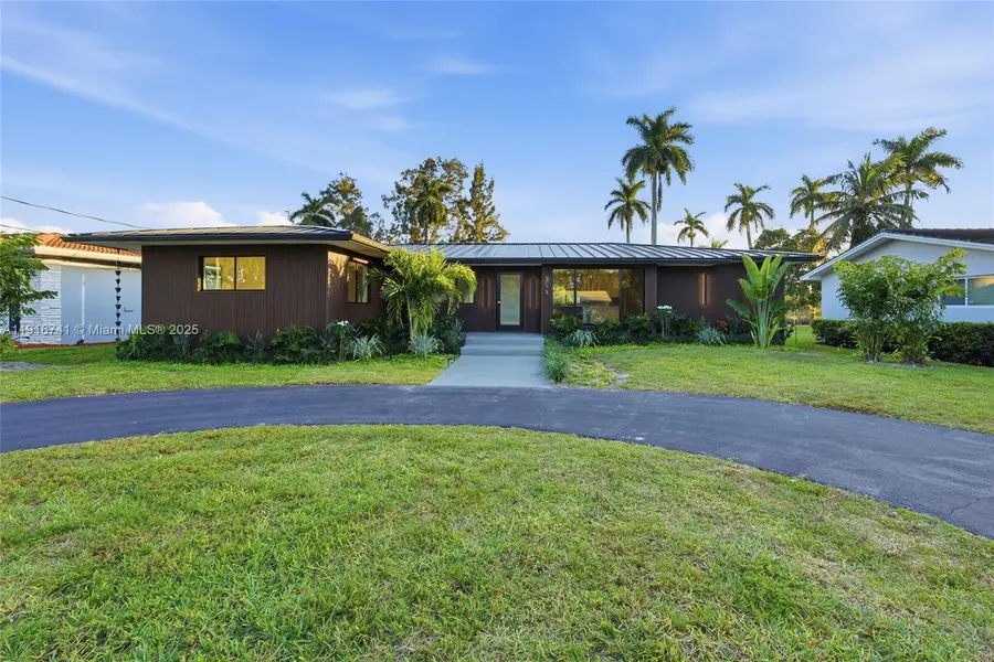 360 NW 87th St, El Portal, FL 33150 - Image #2