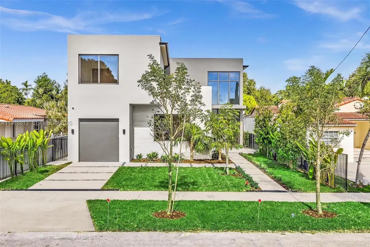 2175 SW 25th St, Miami, FL 33133 - Image #1