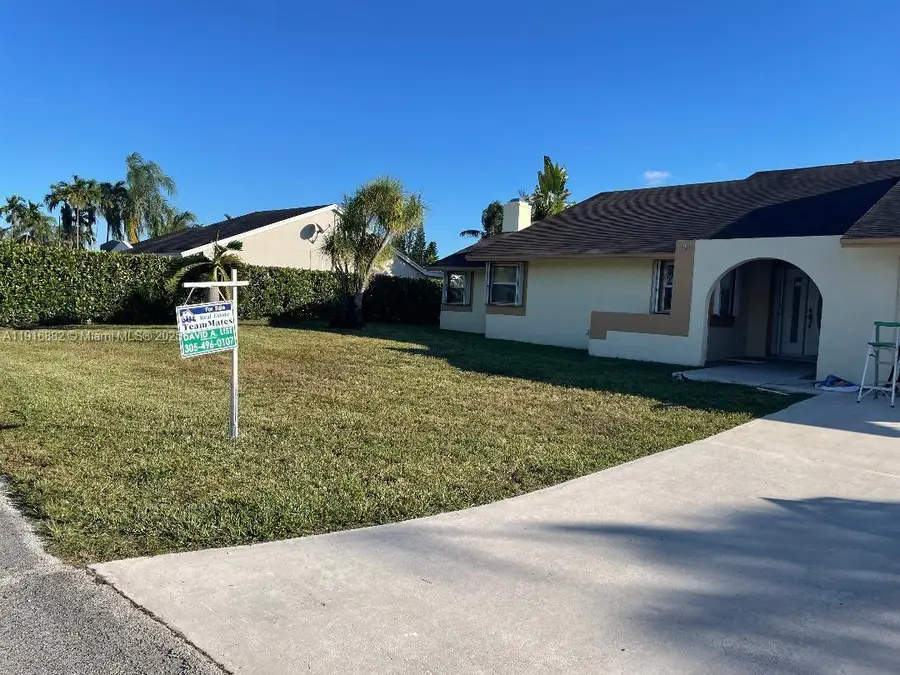 14930 SW 157th Ter, Miami, FL 33187 - Image #2