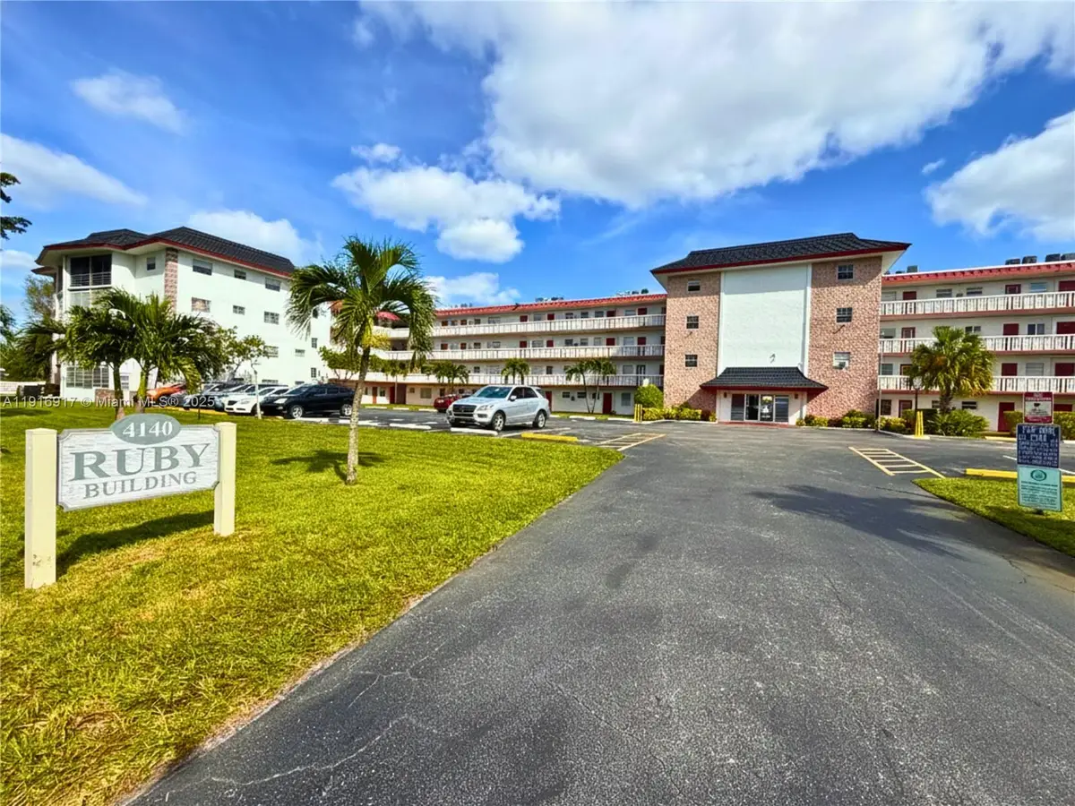 4140 NW 44th Ave #113, Lauderdale Lakes, FL 33319 - Image #1