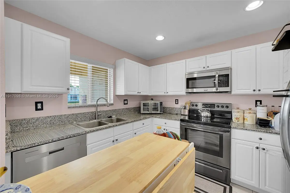 5933 Glasgow Way, Tamarac, FL 33321 - Image #1