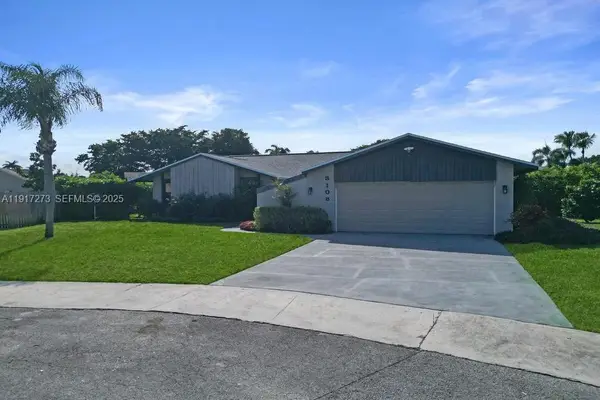 3108 Phoebe Ln, Delray Beach, FL 33444