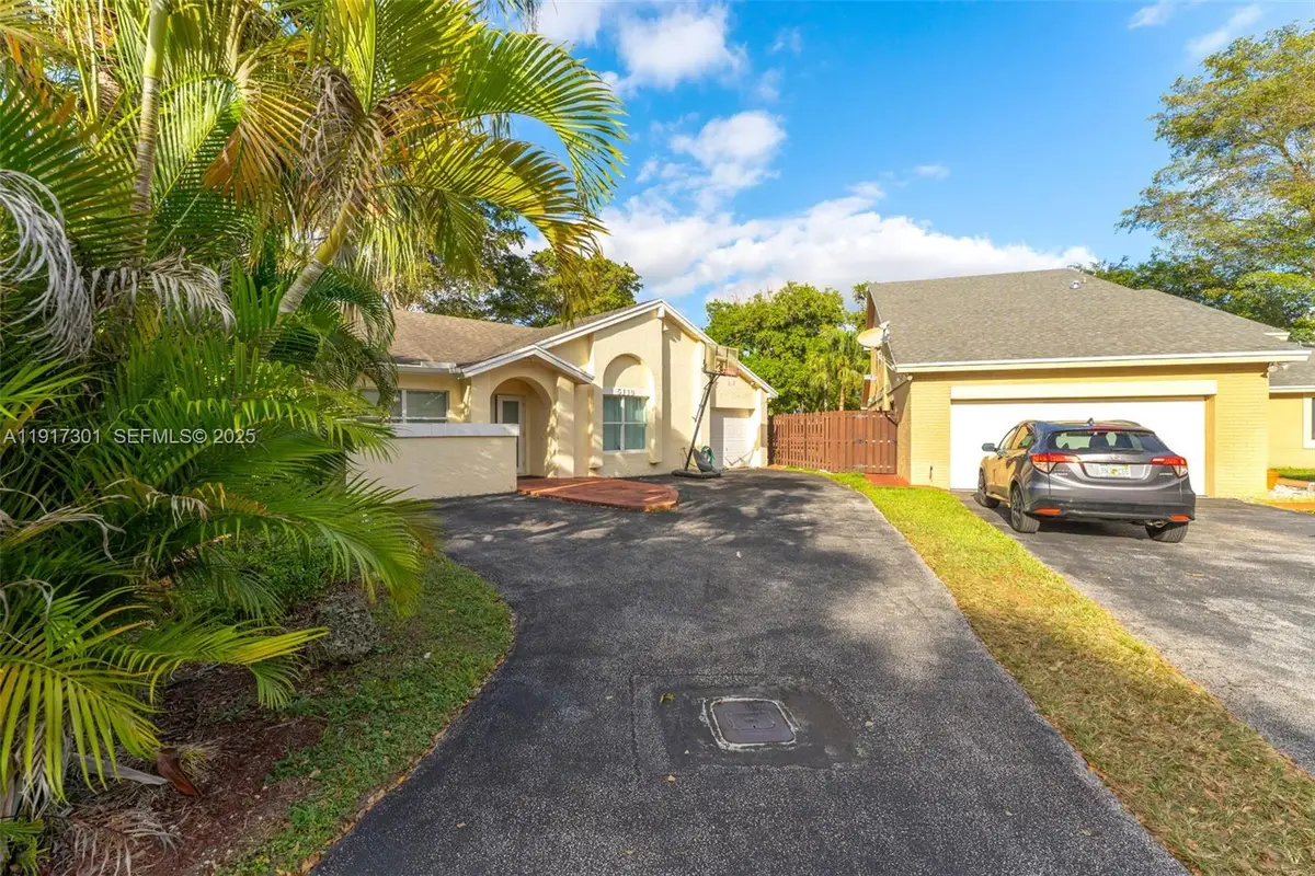 5110 SW 153rd Pl N, Miami, FL 33185 - Image #1