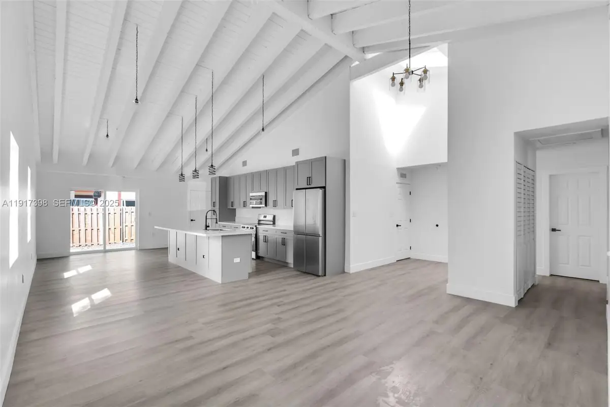 6211 NW 26th Ct, Sunrise, FL 33313 - Image #1