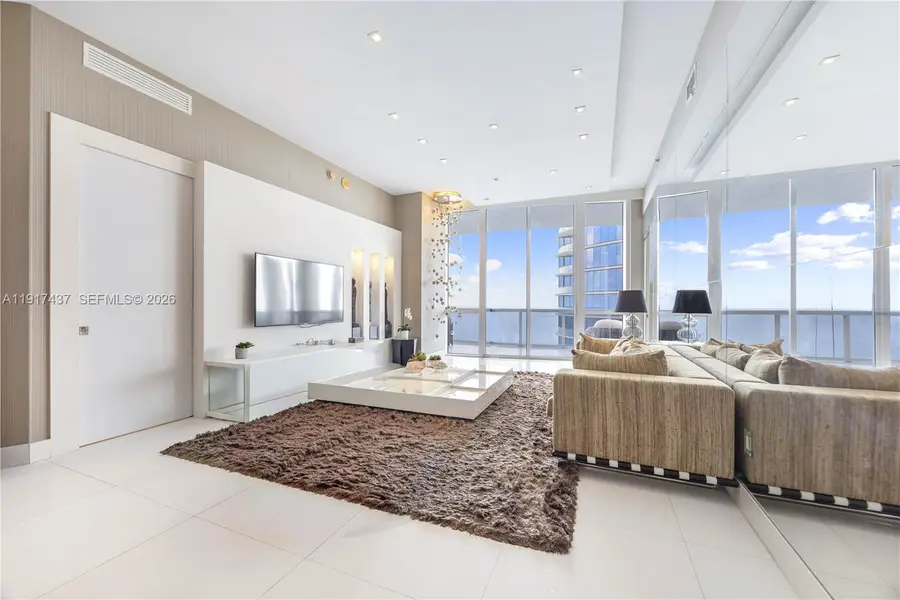 15811 Collins Ave #4107, Sunny Isles Beach, FL 33160 - Image #2