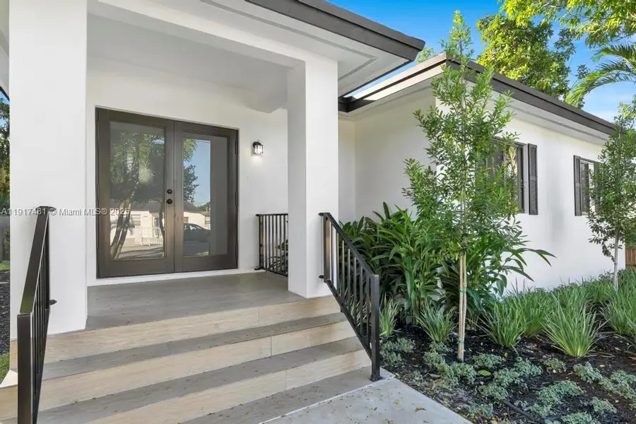 1520 NW 29th Ave, Miami, FL 33125 - Image #3