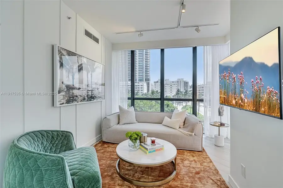 2201 Collins Ave #401, Miami Beach, FL 33139 - Image #3