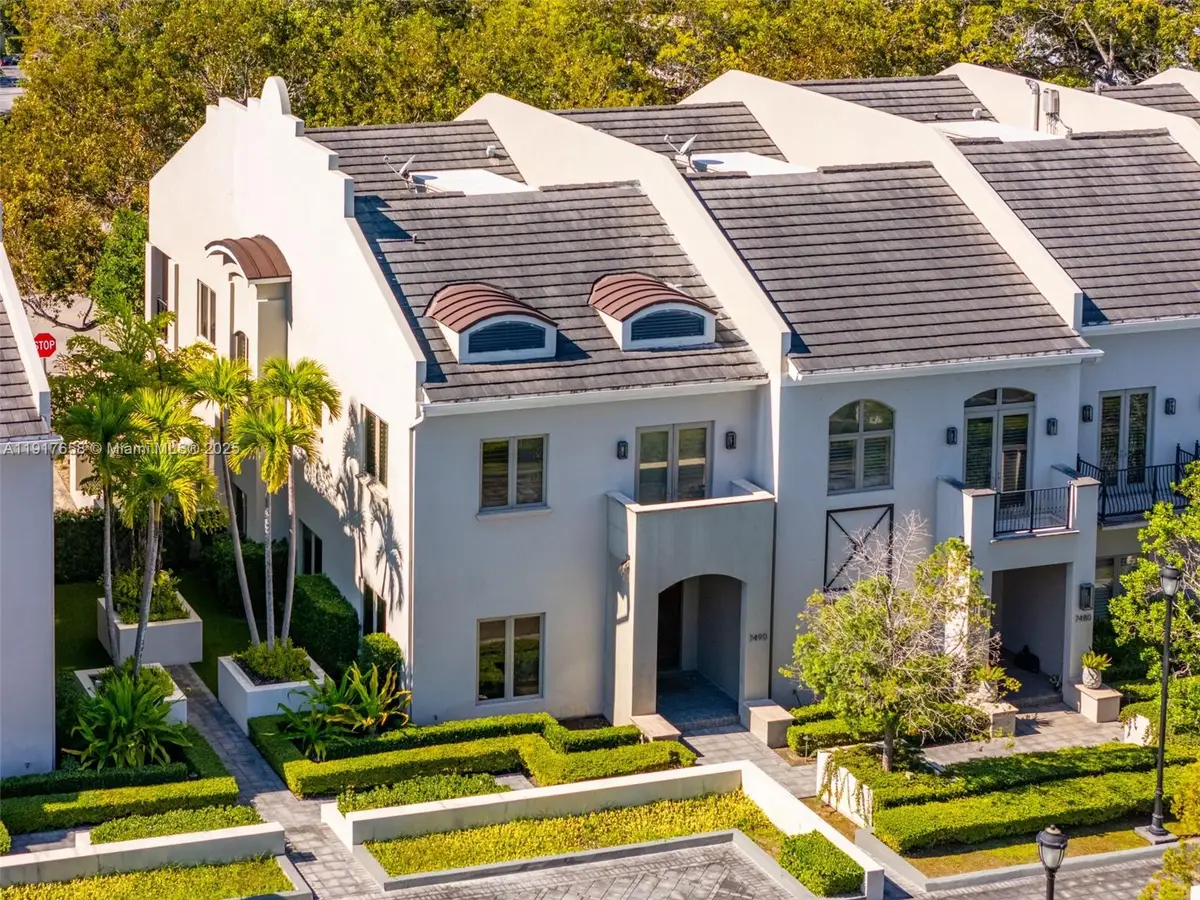 7490 SW 56th Ct, Miami, FL 33143 - Image #1