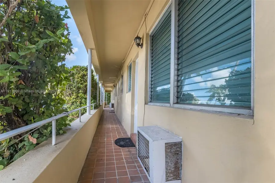 20 Park Dr #2, Bal Harbour, FL 33154 - Image #2