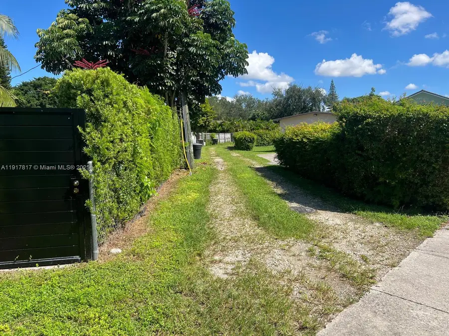 Address Withheld By Seller, Miami Springs, FL 33166 - #2