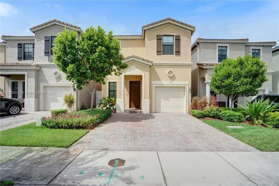 678 NE 191st Ter, Miami, FL 33179 - Image #1