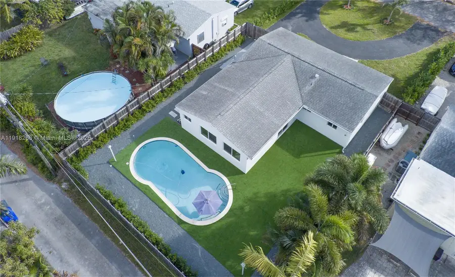 1116 N 31st Ave, Hollywood, FL 33021 - Image #2