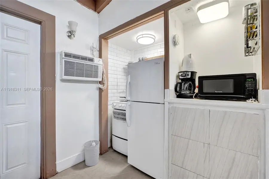 1943 Rodman Street, Hollywood, FL 33020 - Image #2