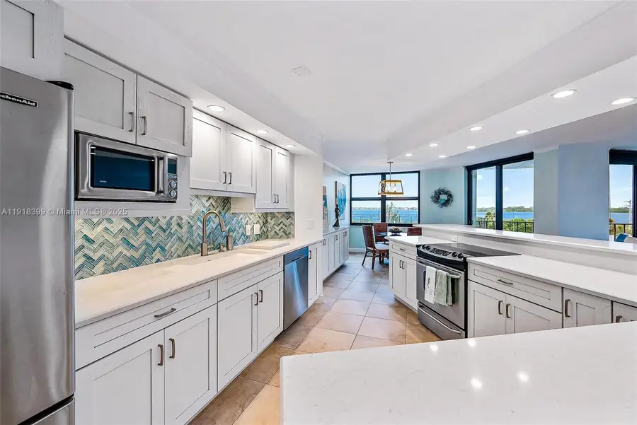 5420 N Ocean Dr #305, Singer Island, FL 33404 - Image #3