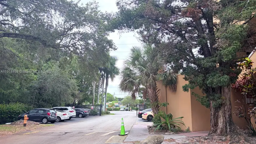 4111 Stirling Rd #102, Dania Beach, FL 33314 - Image #2