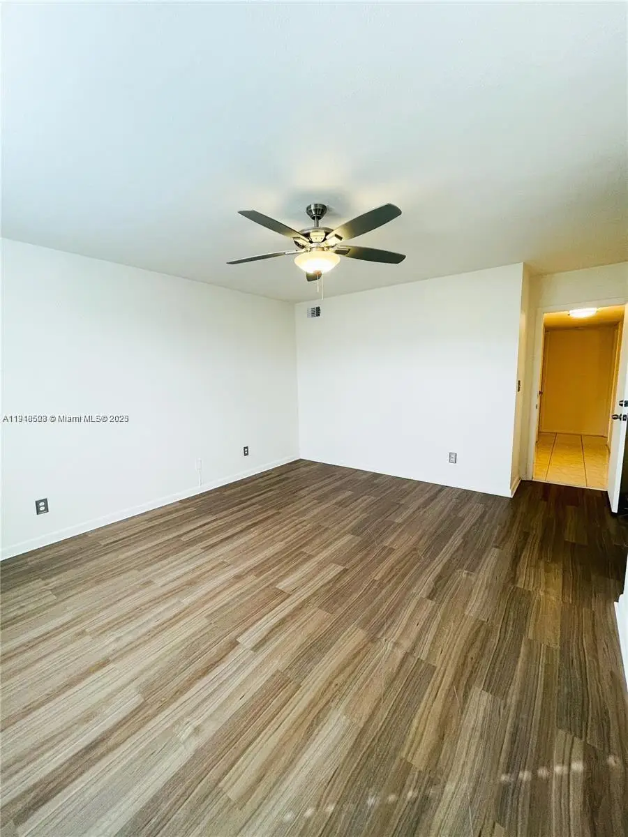 4940 E Sabal Palm Blvd #302, Tamarac, FL 33319 - Image #3