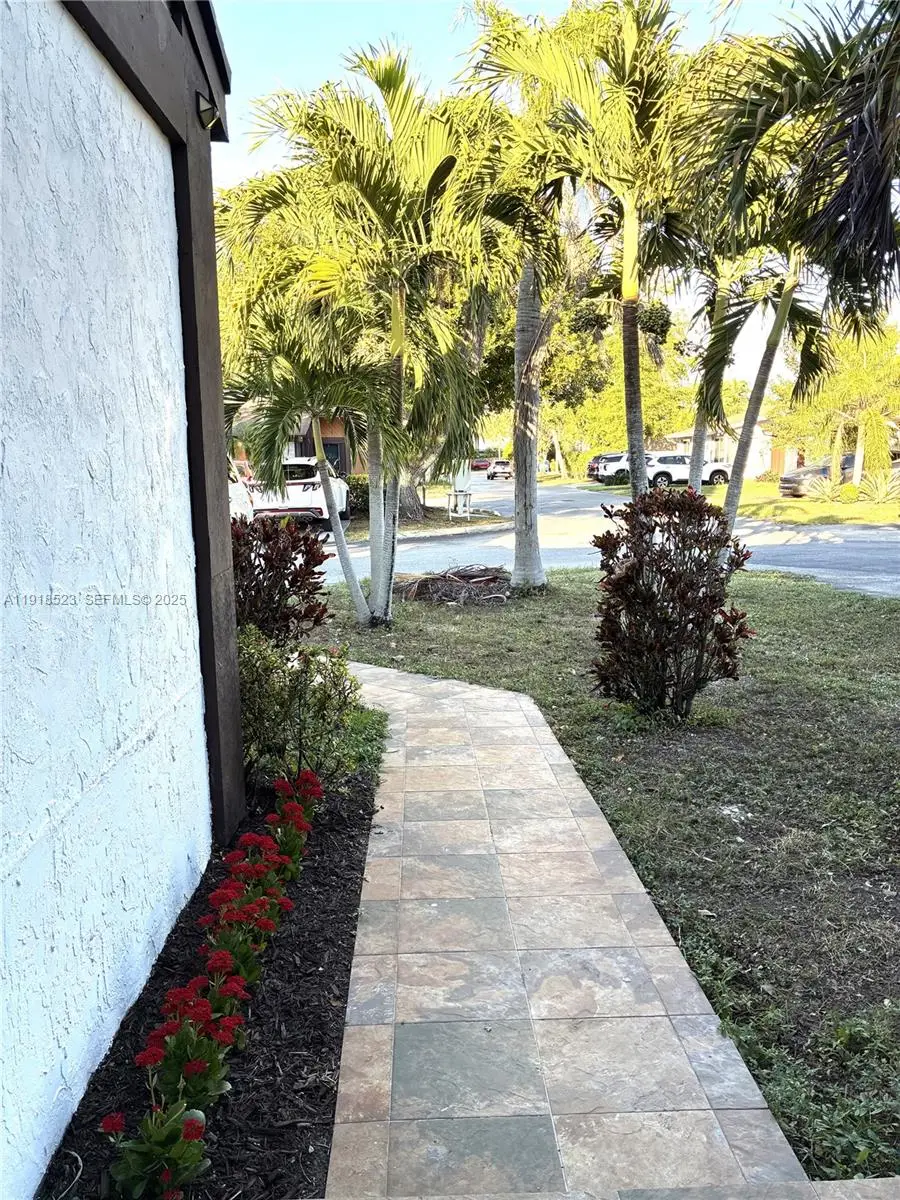 9791 SW 148th Ave, Miami, FL 33196 - Image #2