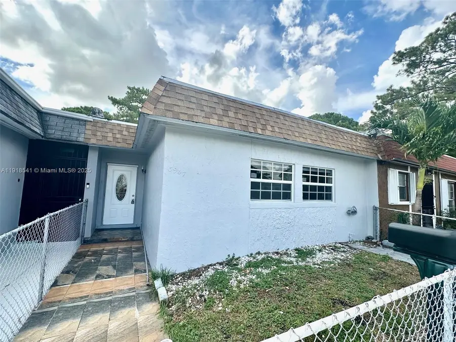 3947 NW 207th St Rd, Miami Gardens, FL 33055 - Image #2