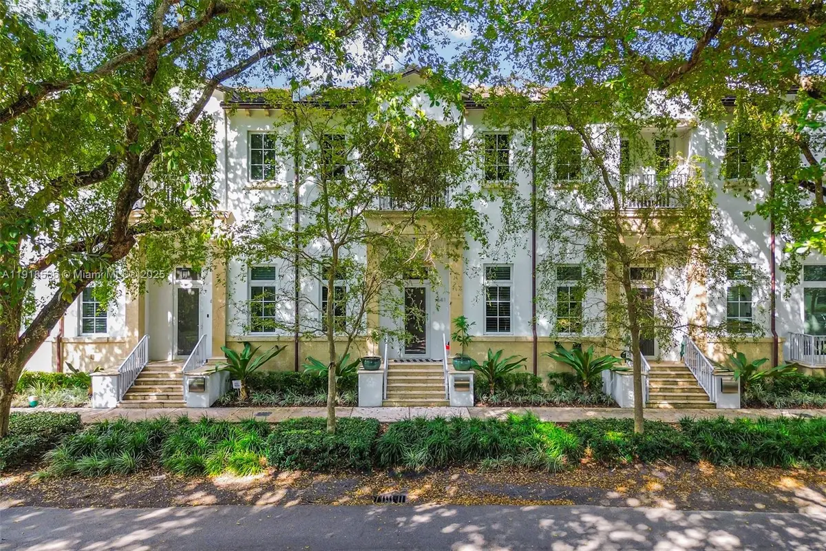 641 Santander Ave #3, Coral Gables, FL 33134 - Image #1