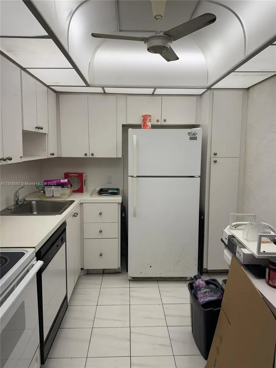 20335 W Country Club Dr #1804, Aventura, FL 33180 - Image #3