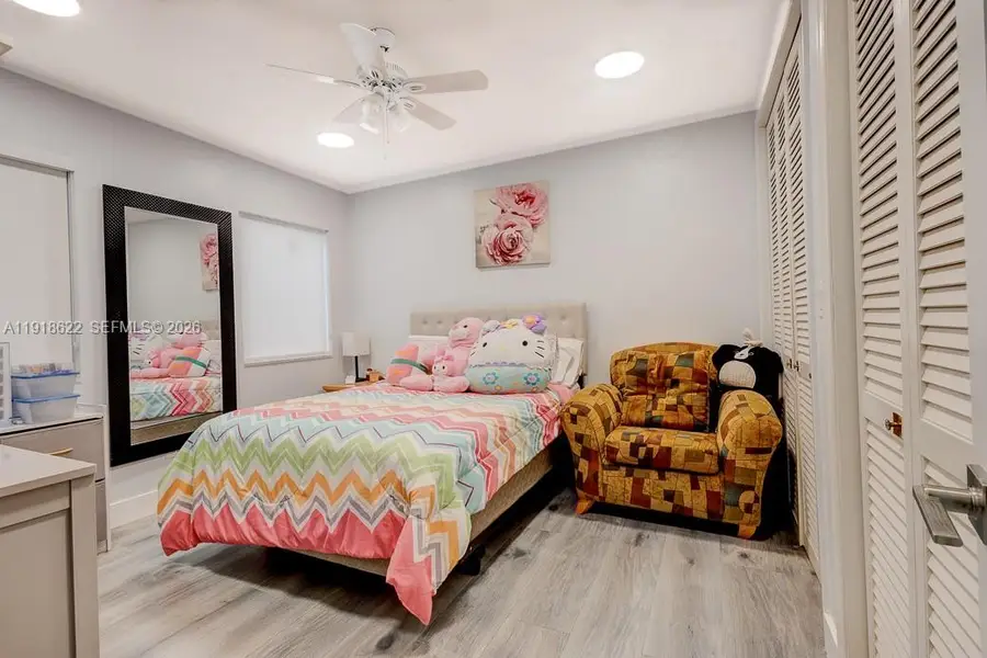 8290 Sunset Dr, Miami, FL 33143 - Image #3