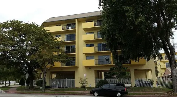 1975 Normandy Dr #206, Miami Beach, FL 33141