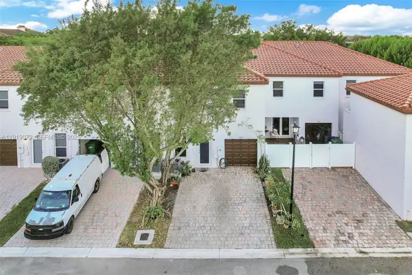 9213 SW 170th Ave, Miami, FL 33196