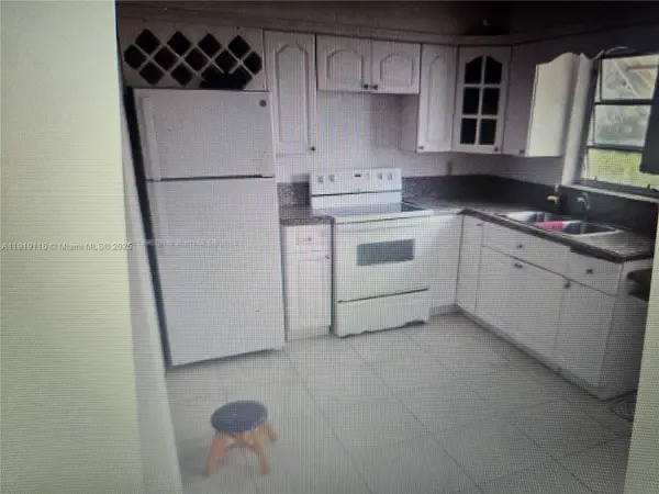 1836 Arthur St #8, Hollywood, FL 33020