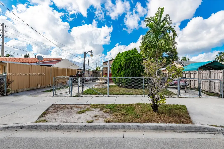 4118 E 10th Ct, Hialeah, FL 33013 - Image #2