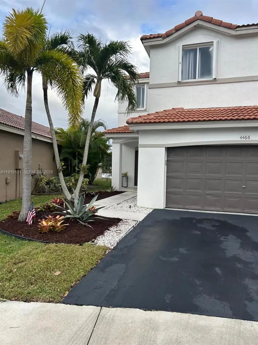 4466 Blossom Ln, Weston, FL 33331 - Image #2