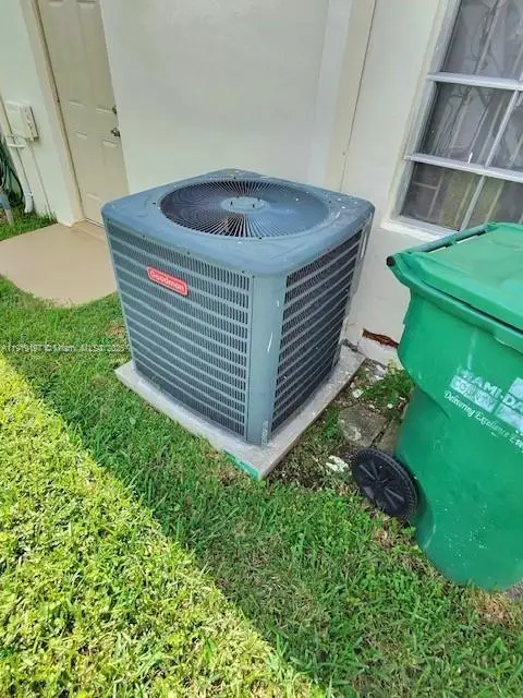 14405 SW 105th Ct, Miami, FL 33176 - Image #3