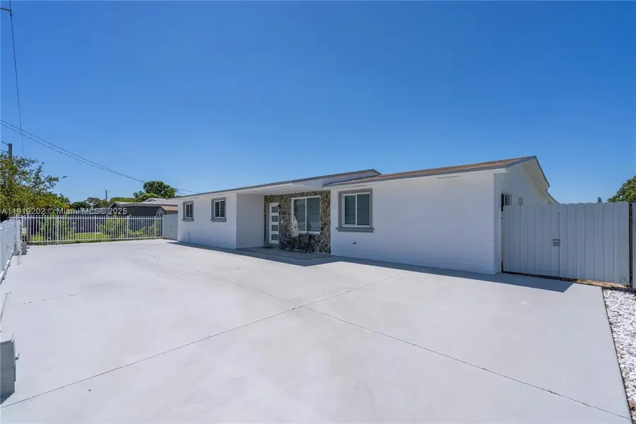 2900 NW 179th St, Miami Gardens, FL 33056 - Image #3